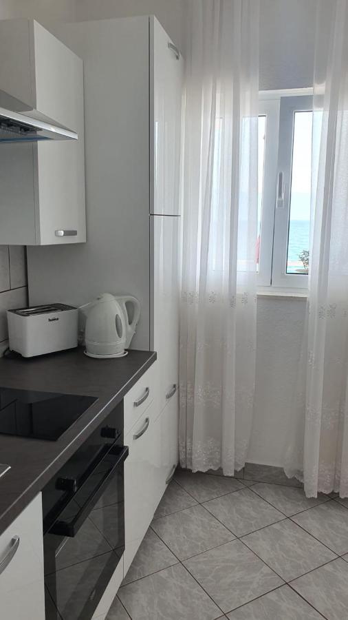Sućuraj Apartment Franic מראה חיצוני תמונה
